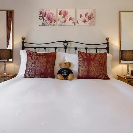 Beechwood Konukevi 4*